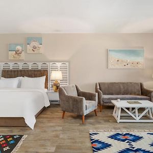 Grand Deluxe Room